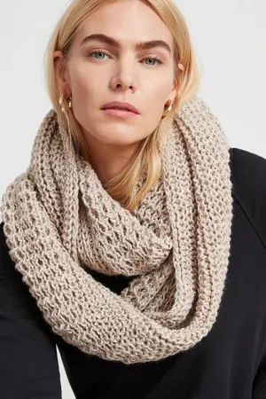 Glow Club Free Gift  Beige London Scarf
