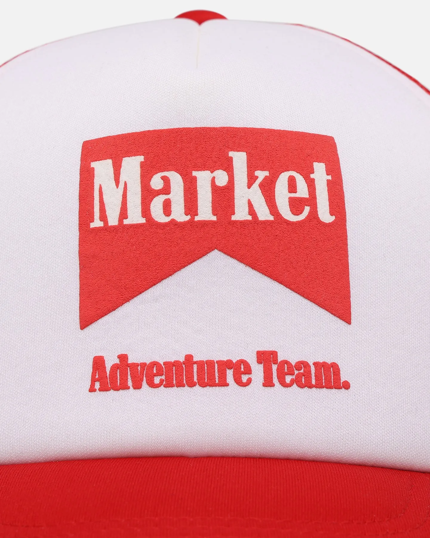 Market Adventure Team Trucker Snapback Red